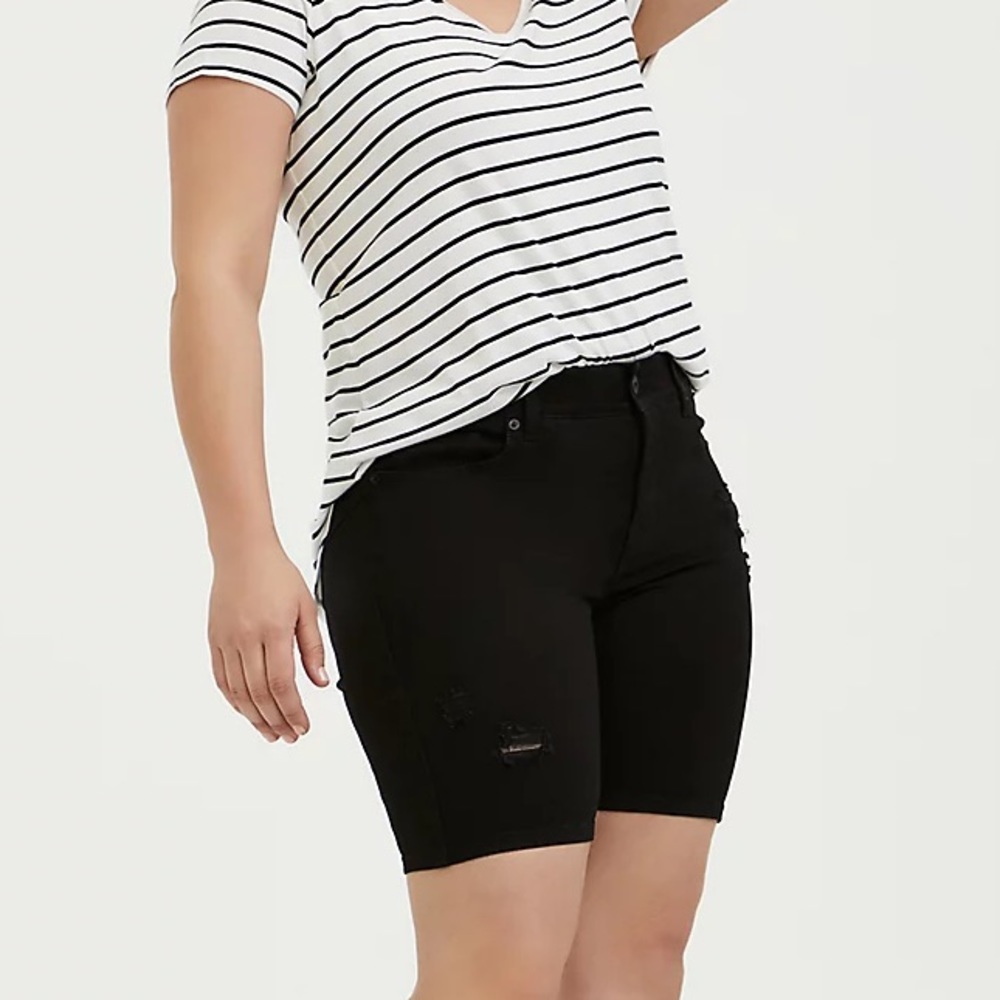 TORRID black distressed bermuda shorts